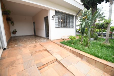 Casa à venda com 198m², 3 quartos e 2 vagasGaragem