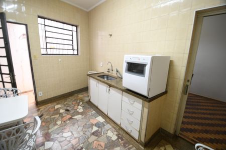 Casa à venda com 198m², 3 quartos e 2 vagasCozinha