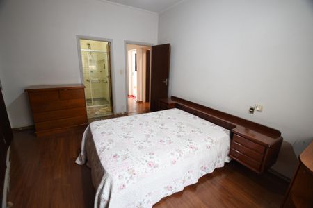 Casa à venda com 198m², 3 quartos e 2 vagasQuarto 3 - Suíte