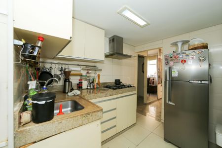 Apartamento à venda com 130m², 3 quartos e 1 vaga Apartamento à venda com 130m², 3 quartos e 1 vagaCOZINHA