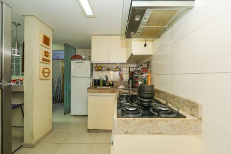 Apartamento à venda com 130m², 3 quartos e 1 vaga Apartamento à venda com 130m², 3 quartos e 1 vagaCOZINHA