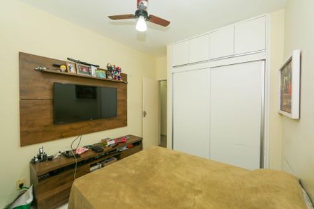 Apartamento à venda com 130m², 3 quartos e 1 vaga Apartamento à venda com 130m², 3 quartos e 1 vagaQUARTO3