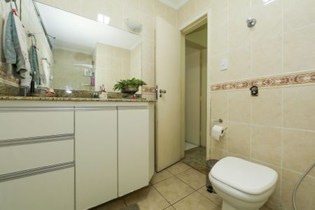 Apartamento à venda com 130m², 3 quartos e 1 vaga Apartamento à venda com 130m², 3 quartos e 1 vagaBANHEIRO1