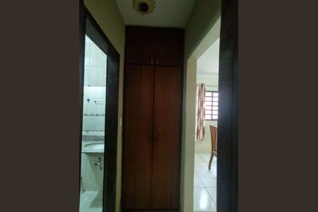 Corredor de casa para alugar com 3 quartos, 90m² em Maria da Conceicao, Contagem