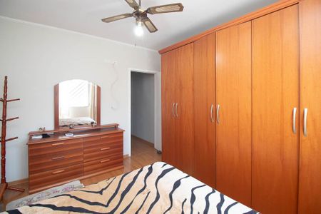 Casa à venda com 210m², 5 quartos e 2 vagasQuarto 3 casa 1