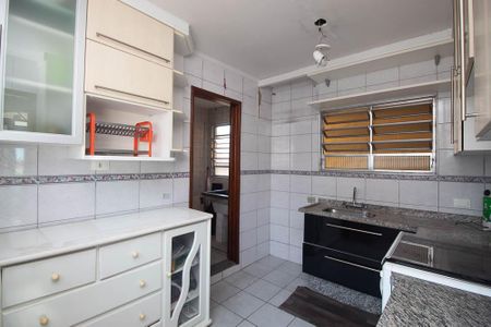 Casa à venda com 210m², 5 quartos e 2 vagasCozinha - Armários