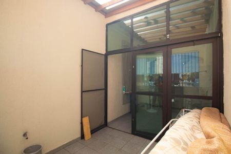 Casa à venda com 210m², 5 quartos e 2 vagasVaranda 