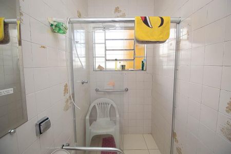 Casa à venda com 210m², 5 quartos e 2 vagasBanheiro casa 2