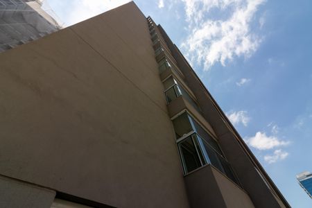 Apartamento à venda com 45m², 1 quarto e 1 vaga Apartamento à venda com 45m², 1 quarto e 1 vagaFachada do Prédio