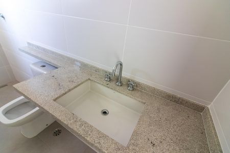 Apartamento à venda com 45m², 1 quarto e 1 vaga Apartamento à venda com 45m², 1 quarto e 1 vagaBanheiro