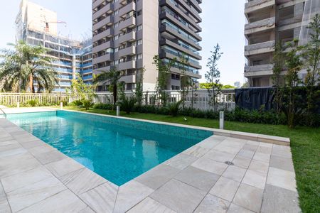 Apartamento à venda com 45m², 1 quarto e 2 vagas Apartamento à venda com 45m², 1 quarto e 2 vagasÁrea comum - Piscina