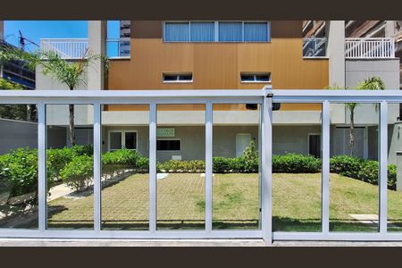 Apartamento à venda com 45m², 1 quarto e 2 vagas Apartamento à venda com 45m², 1 quarto e 2 vagasFachada