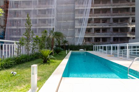 Apartamento à venda com 43m², 1 quarto e 2 vagas Apartamento à venda com 43m², 1 quarto e 2 vagasÁrea comum - Piscina