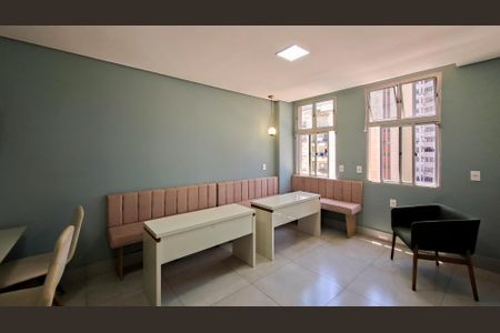 Apartamento para alugar com 64m², 2 quartos e sem vagaÁrea gourmet