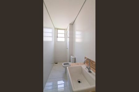 Apartamento para alugar com 64m², 2 quartos e sem vagaBanheiro 2