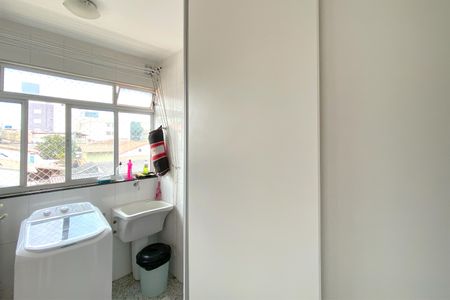 Apartamento à venda com 87m², 3 quartos e 2 vagas Apartamento à venda com 87m², 3 quartos e 2 vagasÁrea de Serviço