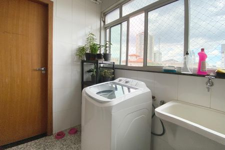 Apartamento à venda com 87m², 3 quartos e 2 vagas Apartamento à venda com 87m², 3 quartos e 2 vagasÁrea de Serviço