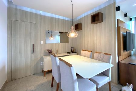 Apartamento à venda com 87m², 3 quartos e 2 vagas Apartamento à venda com 87m², 3 quartos e 2 vagasSala de Jantar