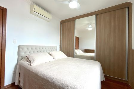 Apartamento à venda com 87m², 3 quartos e 2 vagas Apartamento à venda com 87m², 3 quartos e 2 vagasSuite 1