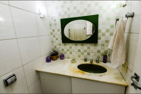 Apartamento à venda com 64m², 2 quartos e 1 vaga Apartamento à venda com 64m², 2 quartos e 1 vagaBanheiro da Suíte