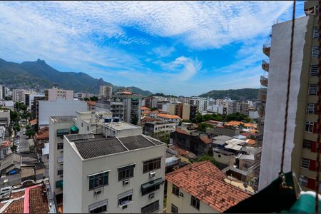 Apartamento à venda com 64m², 2 quartos e 1 vaga Apartamento à venda com 64m², 2 quartos e 1 vagaSala