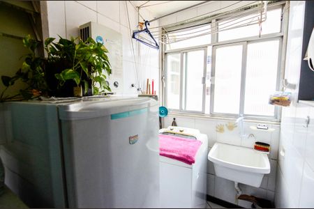 Apartamento à venda com 64m², 2 quartos e 1 vaga Apartamento à venda com 64m², 2 quartos e 1 vagaÁrea de Serviço