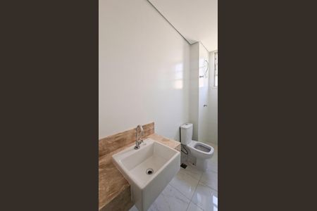 Apartamento à venda com 36m², 2 quartos e sem vaga Apartamento à venda com 36m², 2 quartos e sem vagaBanheiro 2