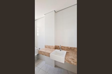 Banheiro da Suíte de apartamento à venda com 2 quartos, 36m² em Centro, Belo Horizonte