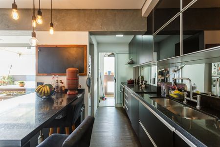 Apartamento para alugar com 92m², 1 quarto e 2 vagasCozinha