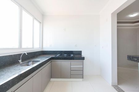 Apartamento para alugar com 65m², 2 quartos e 1 vaga Apartamento para alugar com 65m², 2 quartos e 1 vagaCozinha