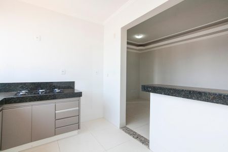 Apartamento para alugar com 65m², 2 quartos e 1 vaga Apartamento para alugar com 65m², 2 quartos e 1 vagaCozinha