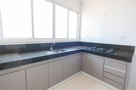 Apartamento para alugar com 65m², 2 quartos e 1 vaga Apartamento para alugar com 65m², 2 quartos e 1 vagaCozinha