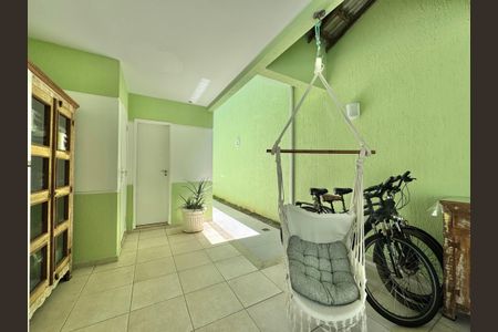 Casa de condomínio à venda com 365m², 4 quartos e 2 vagasÁrea externa