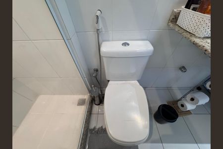 Casa de condomínio à venda com 365m², 4 quartos e 2 vagasSuíte 3 - Banheiro