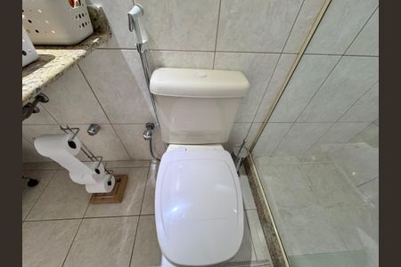 Casa de condomínio à venda com 365m², 4 quartos e 2 vagasSuíte 1 - Banheiro 