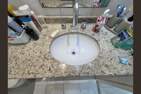 Casa de condomínio à venda com 365m², 4 quartos e 2 vagasSuíte 3 - Banheiro