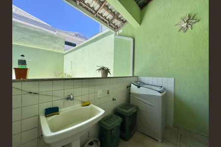Casa de condomínio à venda com 365m², 4 quartos e 2 vagasÁrea de Serviço