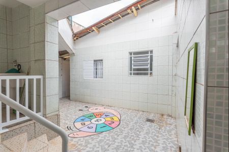 Casa para alugar com 261m², 5 quartos e 4 vagasQuintal