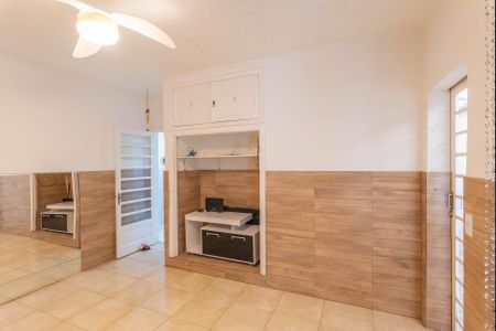 Casa para alugar com 261m², 5 quartos e 4 vagasQuarto 2