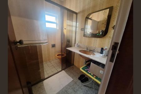 Foto 31 de casa à venda com 3 quartos, 186m² em Vila Bertioga, São Paulo