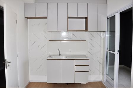Apartamento à venda com 34m², 2 quartos e sem vaga Apartamento à venda com 34m², 2 quartos e sem vagaDetalhe - Sala e Cozinha Americana