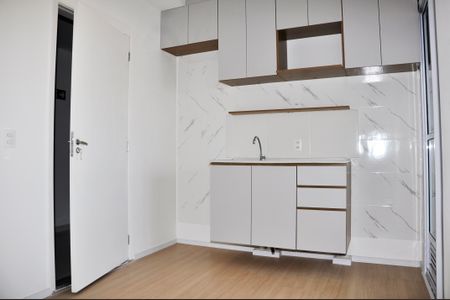 Apartamento à venda com 34m², 2 quartos e sem vaga Apartamento à venda com 34m², 2 quartos e sem vagaDetalhe - Sala e Cozinha Americana