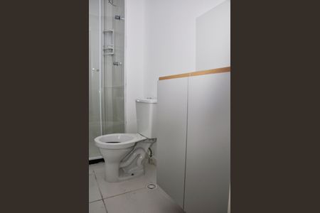 Apartamento à venda com 34m², 2 quartos e sem vaga Apartamento à venda com 34m², 2 quartos e sem vagaDetalhe - Banheiro Social