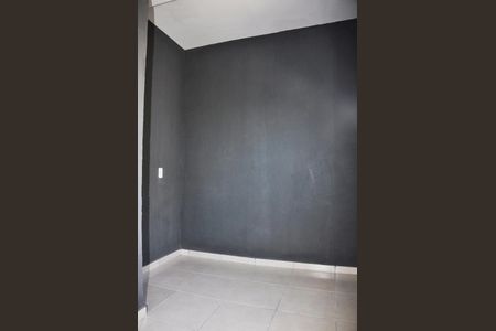 Apartamento à venda com 34m², 2 quartos e sem vaga Apartamento à venda com 34m², 2 quartos e sem vagaDetalhe - Varanda da Sala e Cozinha Americana