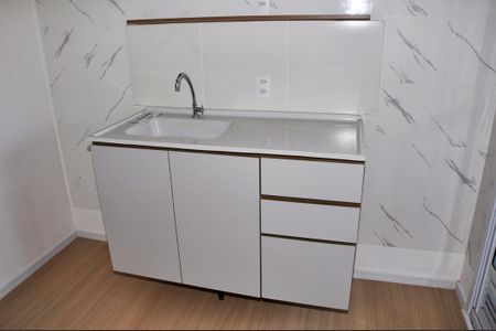 Apartamento à venda com 34m², 2 quartos e sem vaga Apartamento à venda com 34m², 2 quartos e sem vagaDetalhe - Sala e Cozinha Americana