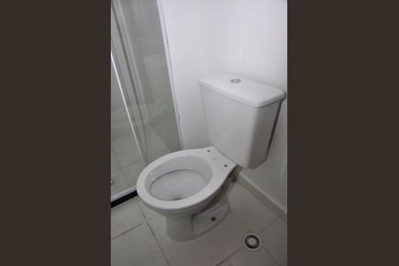 Apartamento à venda com 34m², 2 quartos e sem vaga Apartamento à venda com 34m², 2 quartos e sem vagaDetalhe - Banheiro Social