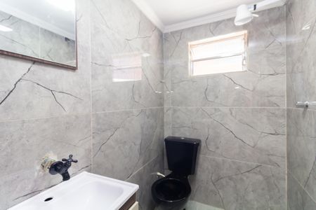 Casa para alugar com 80m², 1 quarto e sem vaga Casa para alugar com 80m², 1 quarto e sem vagaBanheiro