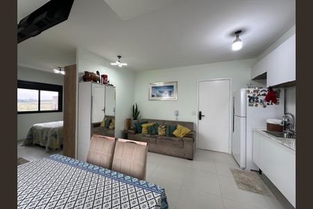 Apartamento à venda com 38m², 1 quarto e 1 vaga Apartamento à venda com 38m², 1 quarto e 1 vagaSala