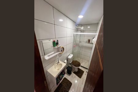 Banheiro de apartamento para alugar com 1 quarto, 25m² em Itanhangá, Rio de Janeiro