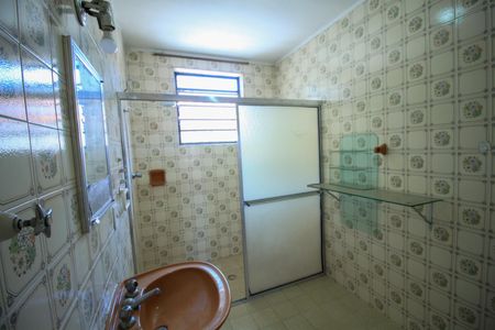 Casa para alugar com 100m², 2 quartos e 1 vaga Casa para alugar com 100m², 2 quartos e 1 vagaBanheiro